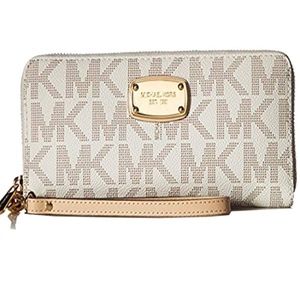 NWT Michael Kors Jet Set Wallet